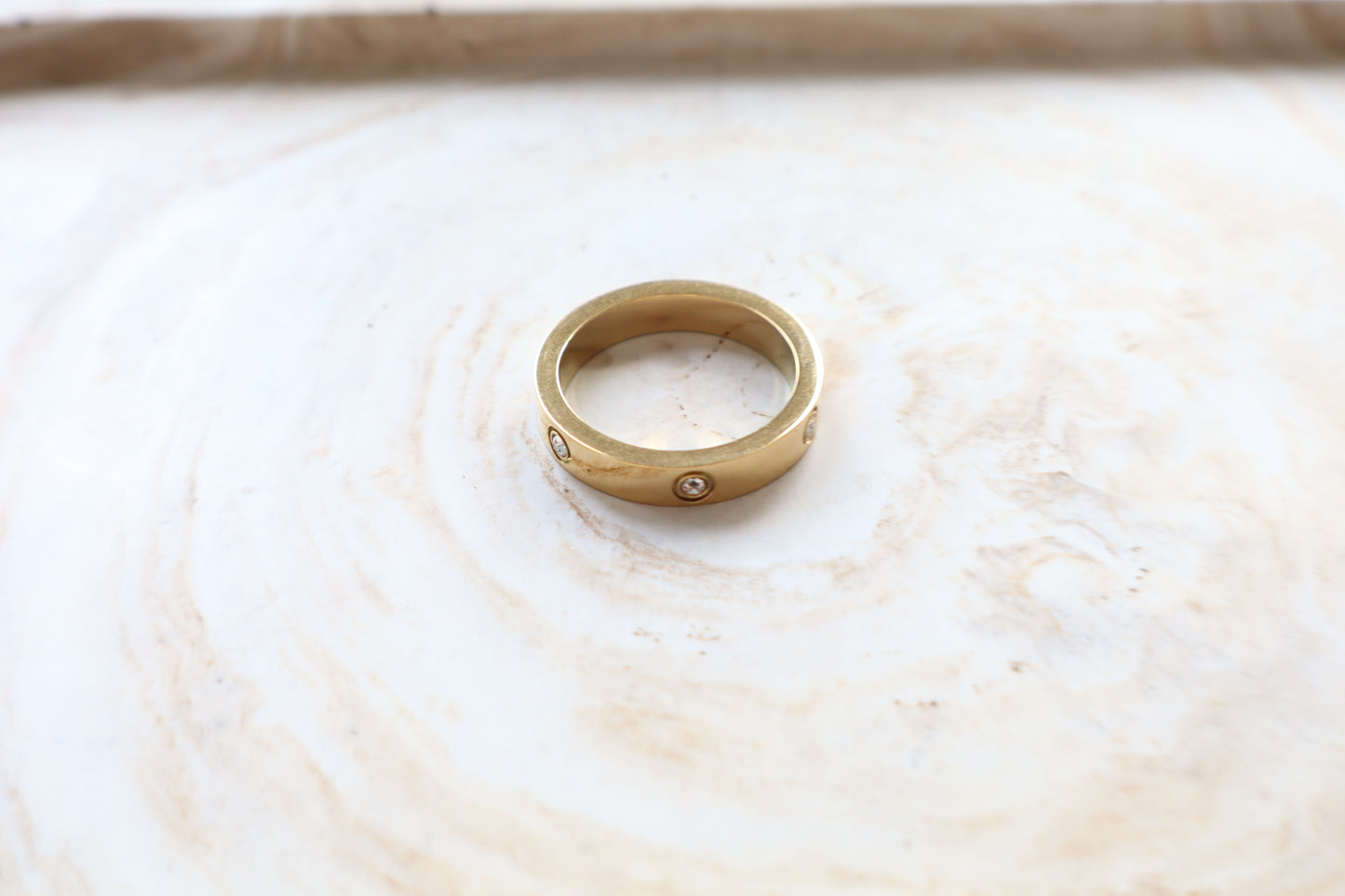 Mila ring