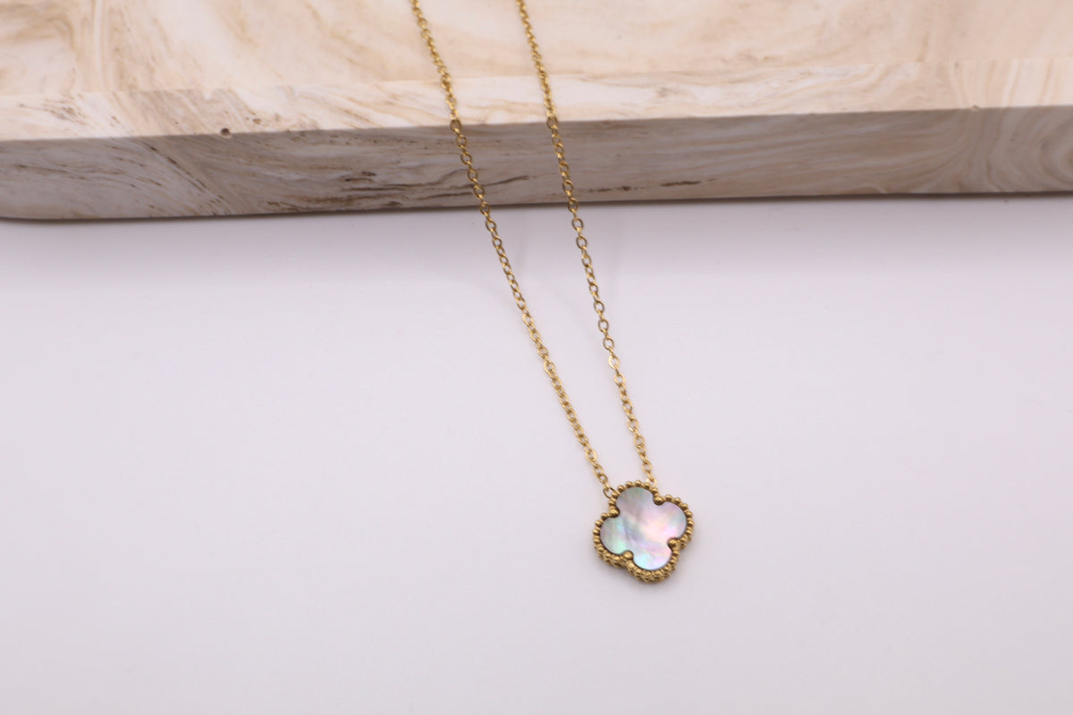 Emma pendant necklace (grey)