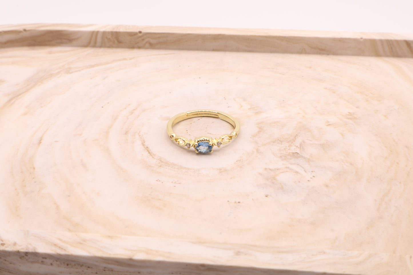 Janelle ring