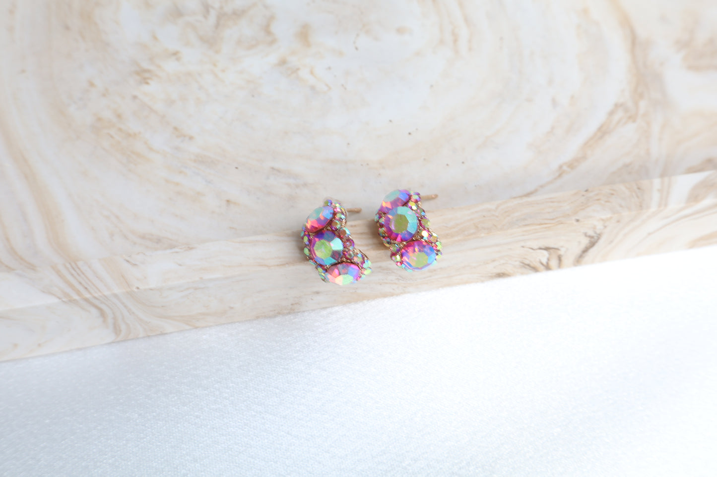 Era earrings