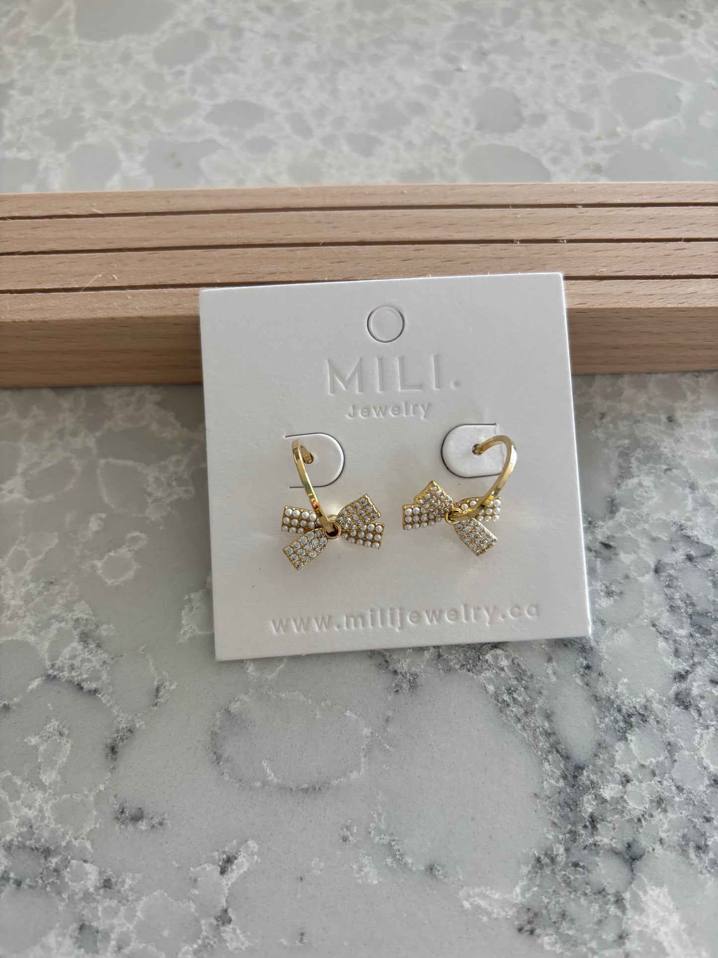 The Bow earrings