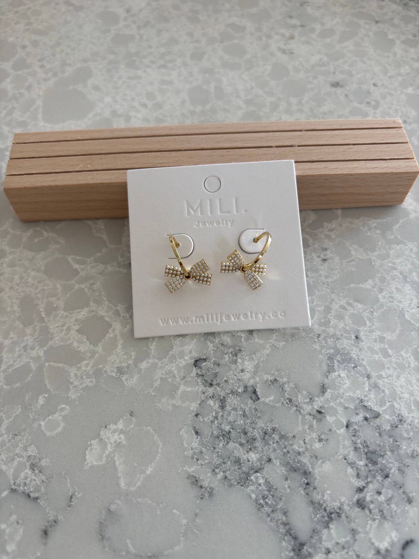 The Bow earrings