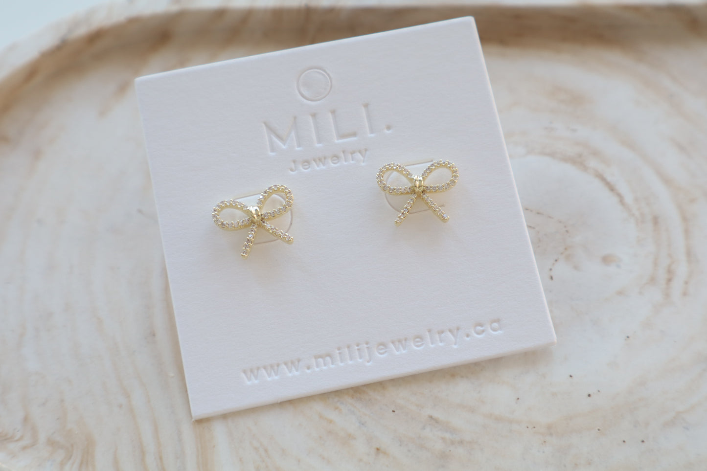 Bow studs