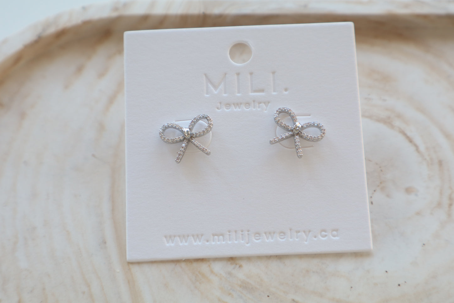 Bow studs