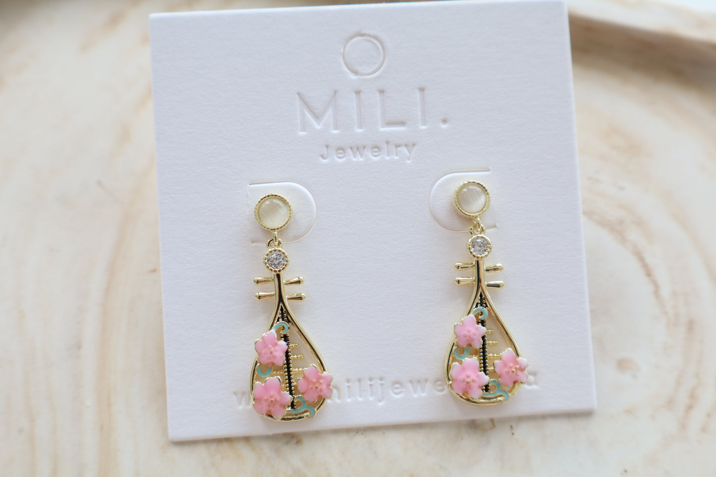 Pipa earrings