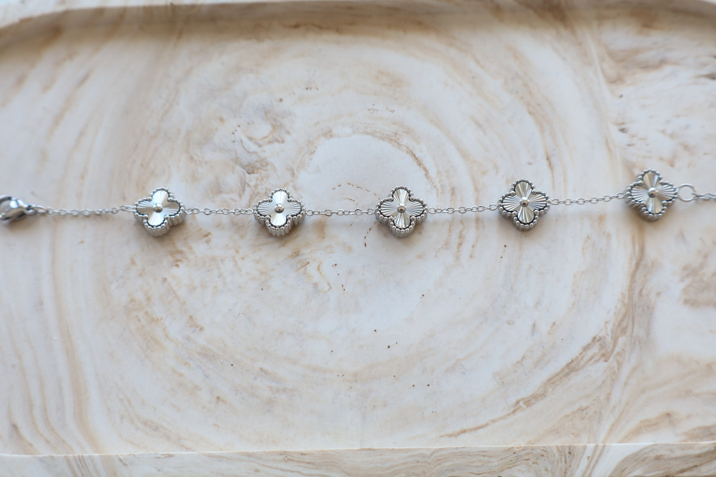 Emma bracelet (high shine)