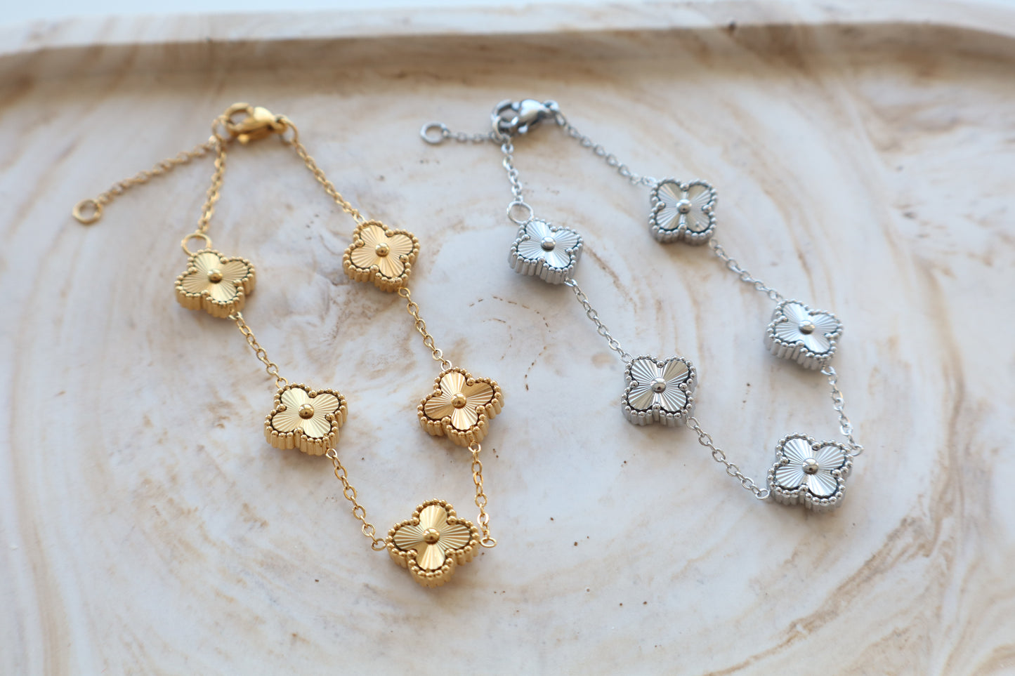 Emma bracelet (high shine)