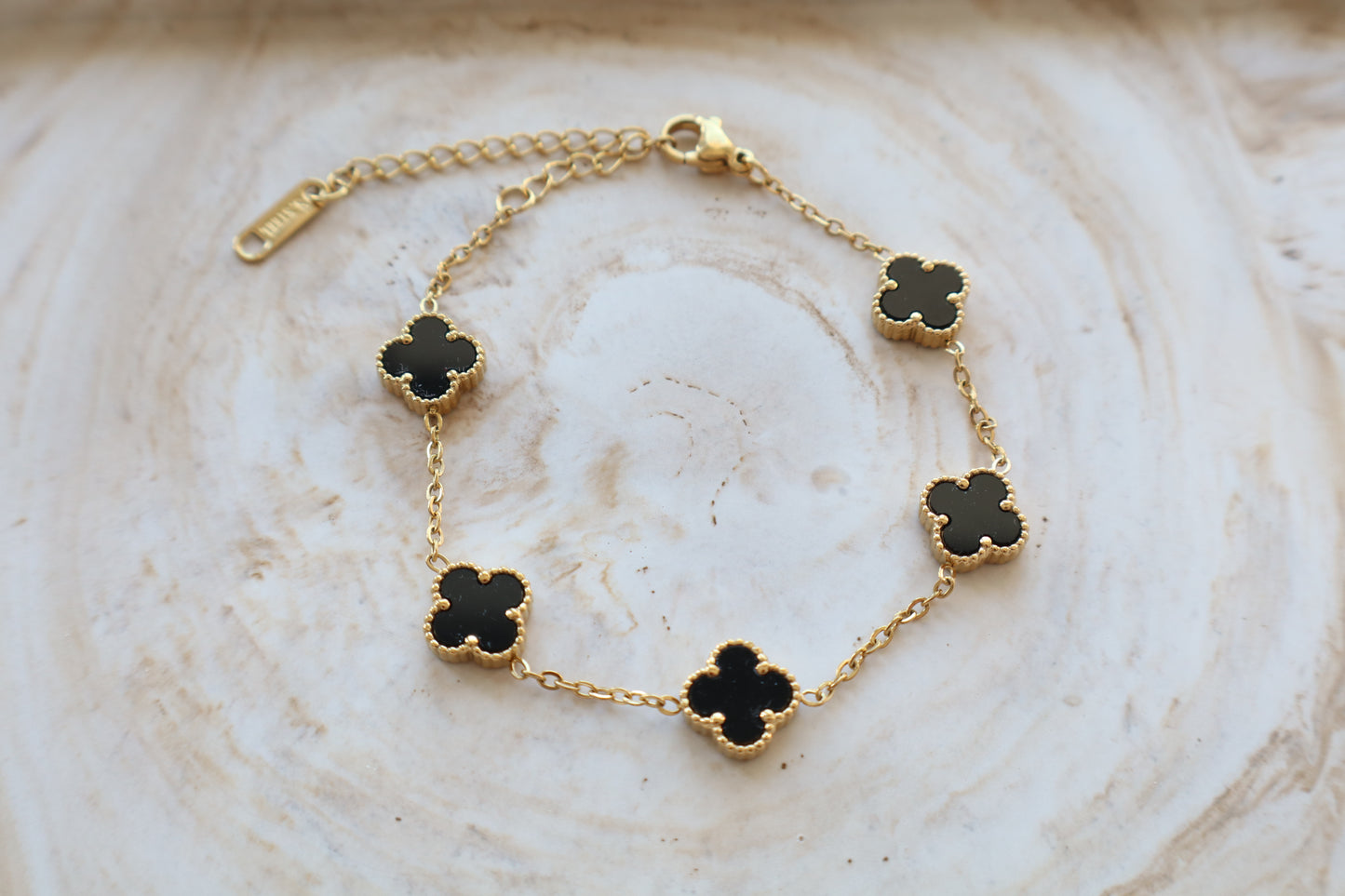 Emma bracelet (black)