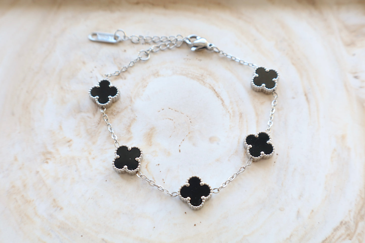 Emma bracelet (black)