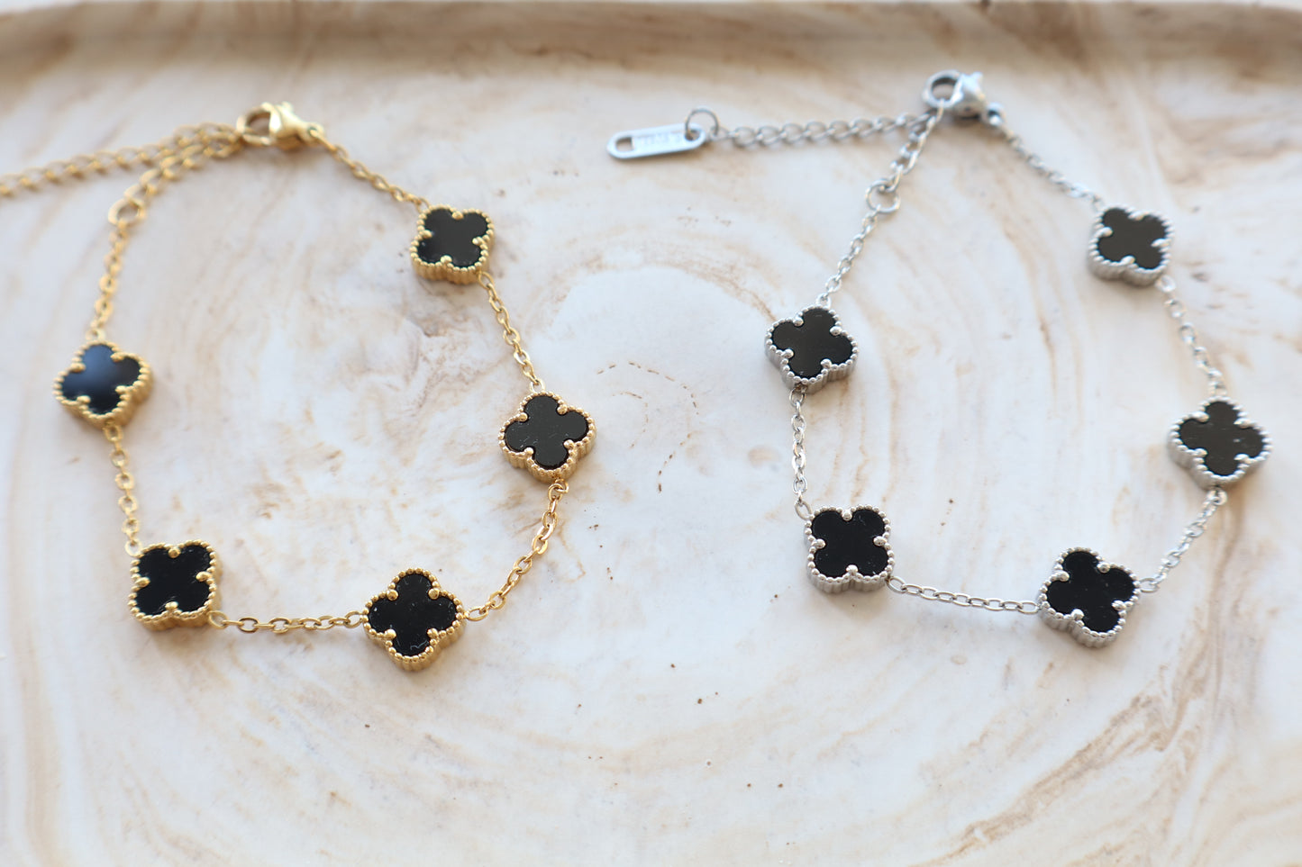 Emma bracelet (black)