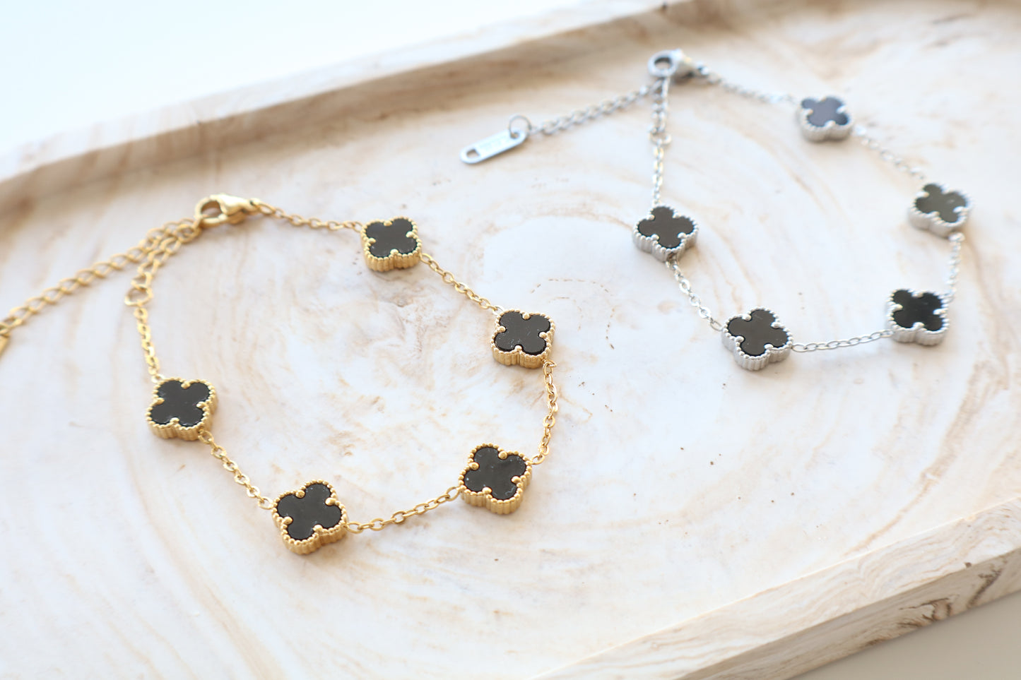 Emma bracelet (black)
