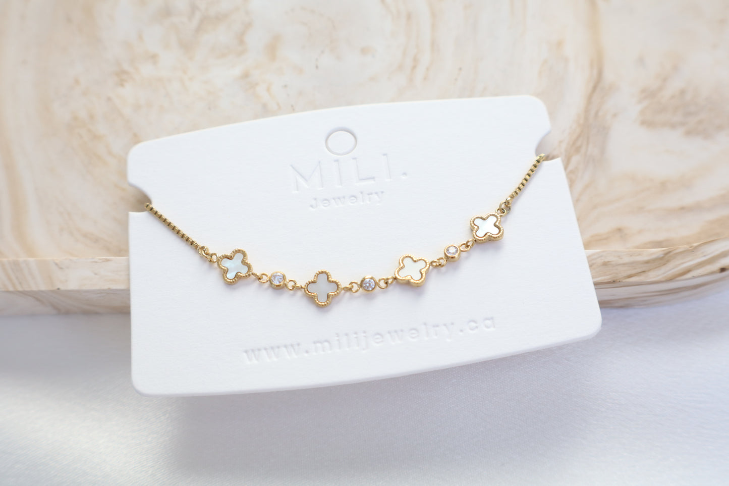 Emma bracelet (DS, mother of pearl)
