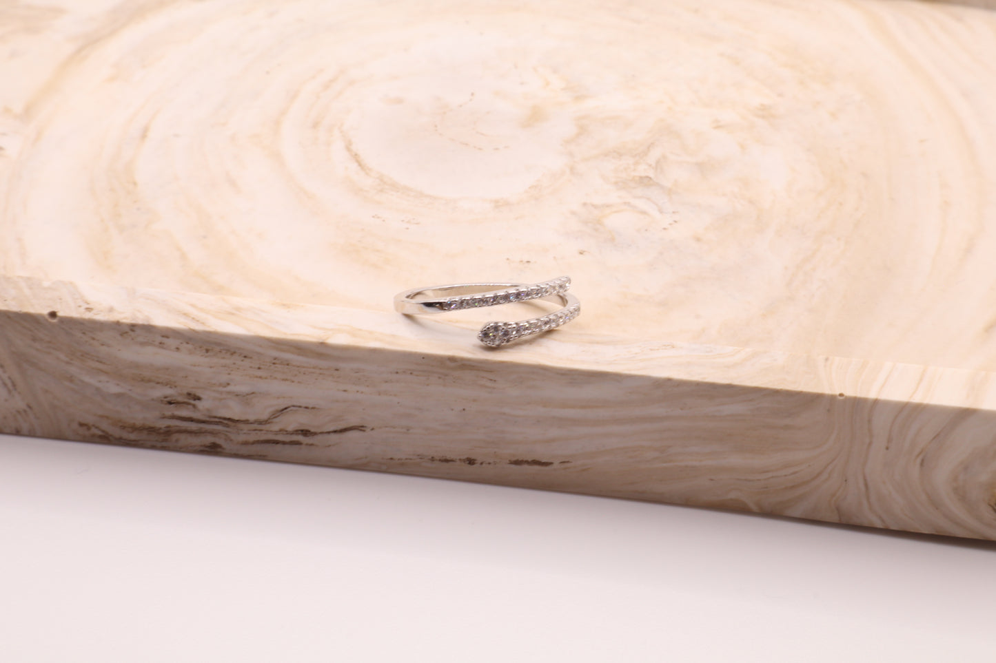 Serpent ring (two colors)