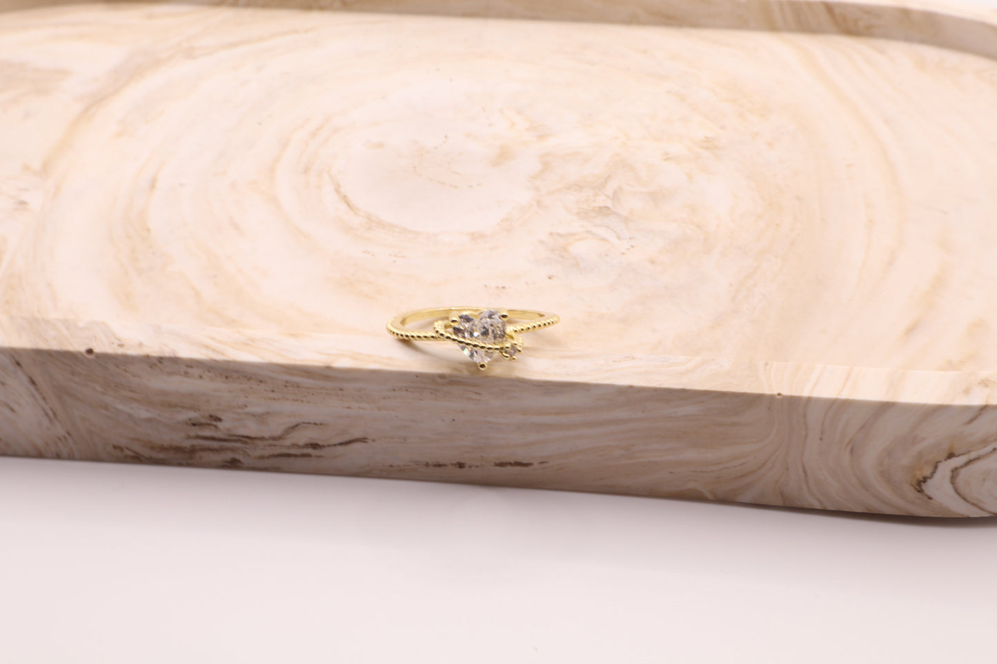 Heart planet ring (two colors)