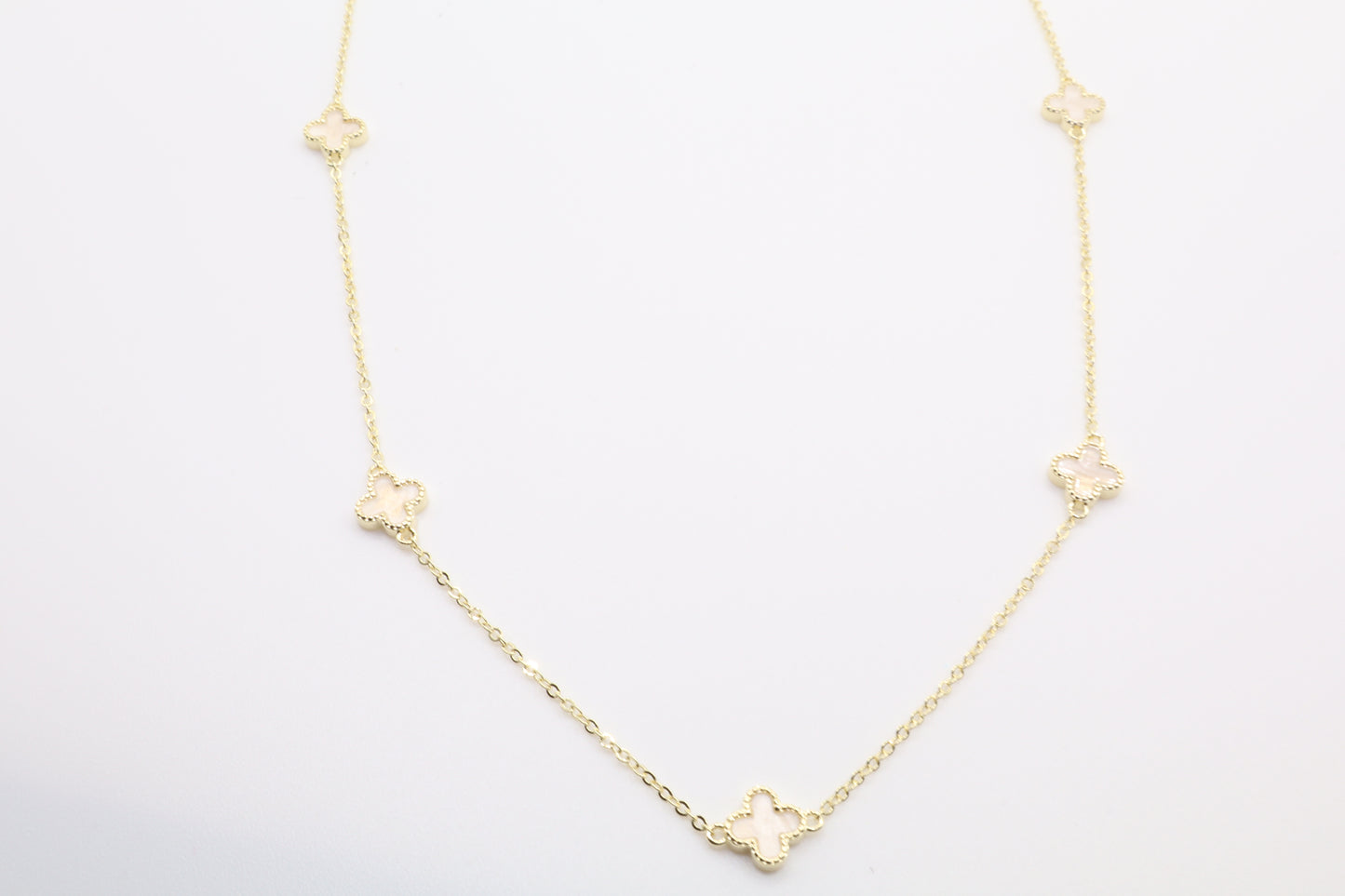 Emma charm necklace (five colors)