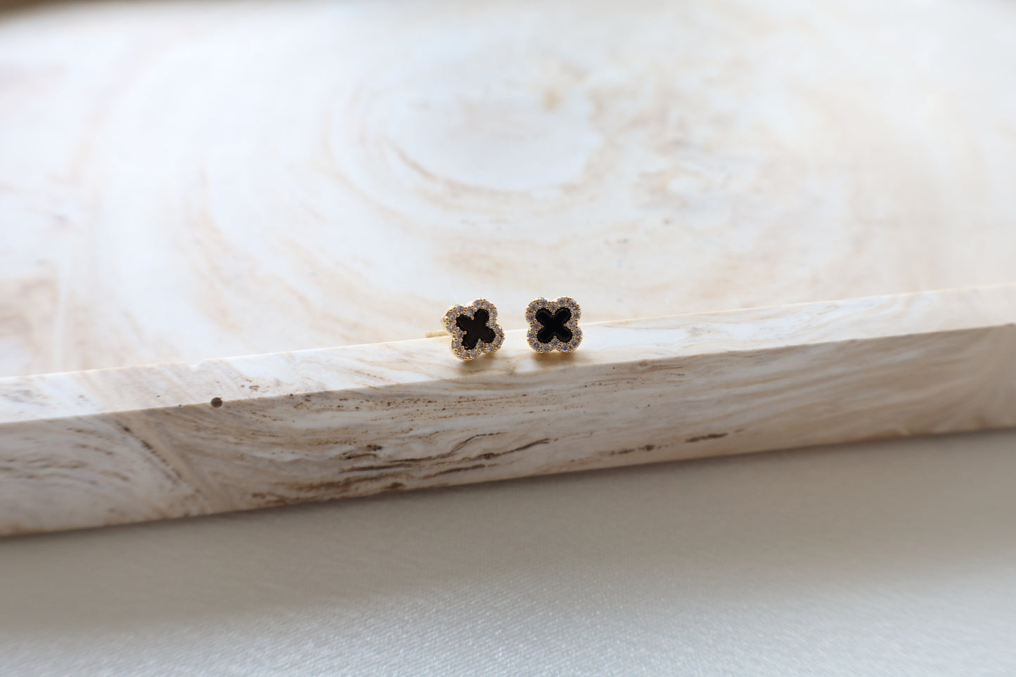 Mini Emma studs (black)