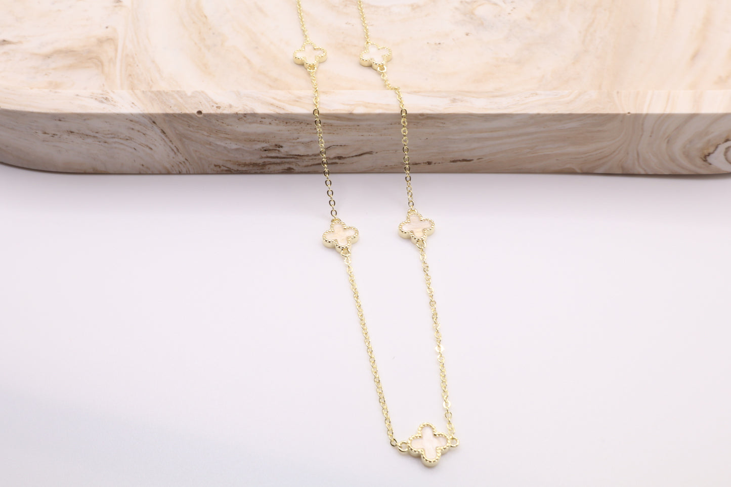 Emma charm necklace (five colors)